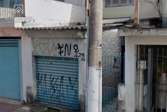 Casa com 80m² e Terreno de 115m² no Jardim Caravelas