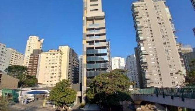 Sala Comercial Desocupada com 1 Vaga de Garagem