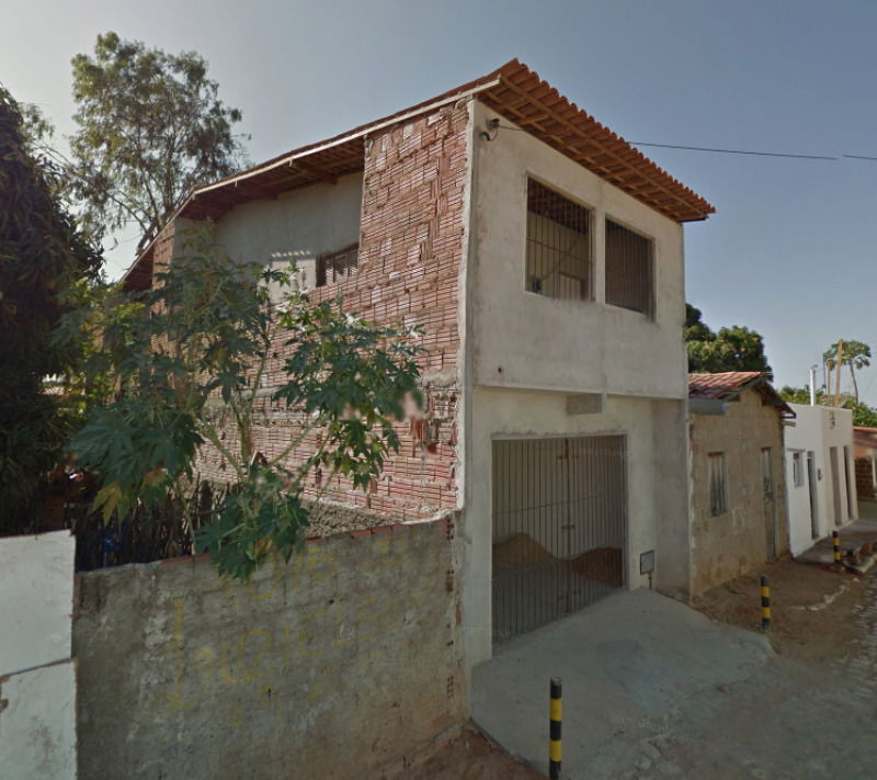 Sobrado com 3 Quartos e Garagem em Assú/RN