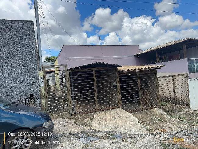 Casa aconchegante com 2 quartos, 1 banheiro e 44,4m² construída
