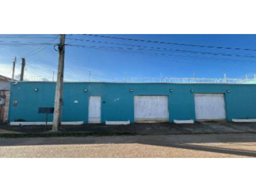 Casa com 3 quartos, 216m² construídos, ocupada