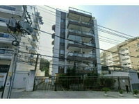 Cobertura Ocupada com 603m² em Leilão