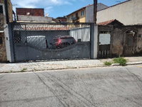 Casa com 2 quartos, banheiro, sala, cozinha e área de serviço, 129m² terreno