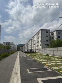 Apartamento com 2 quartos em condomínio no Rio de Janeiro