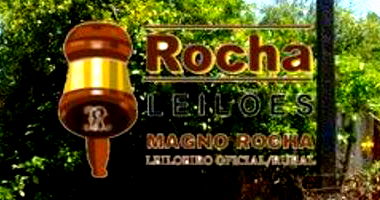 Casa em Madeira com 70m² de Área Construída em Foz do Iguaçu