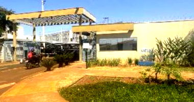 Apartamento com 2 quartos e 1 vaga em Sertãozinho/SP