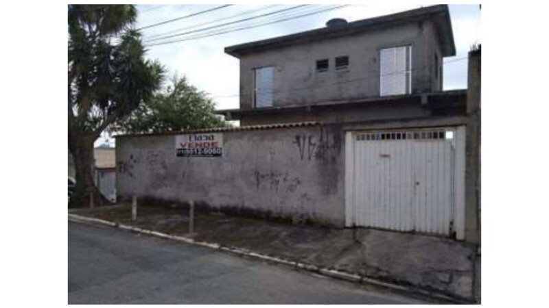 Casa com 2 suítes e 200m² de área construída