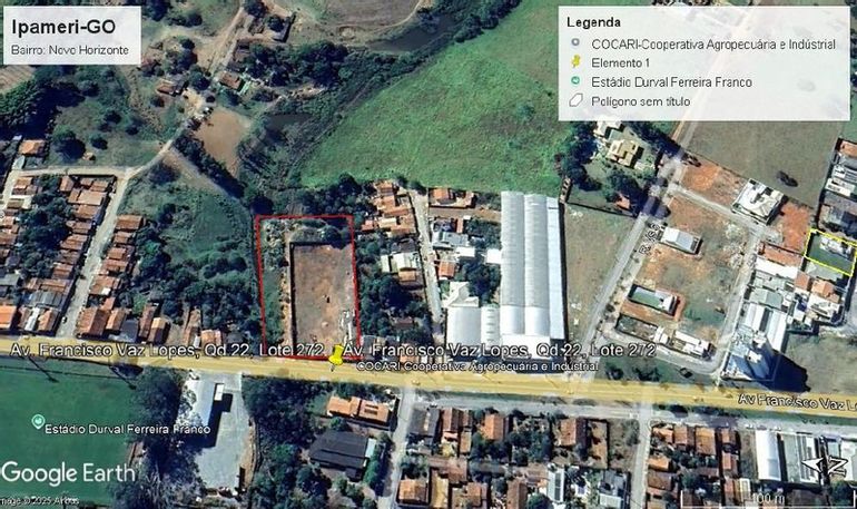 Amplo terreno murado com 7.107,05m², lote 1