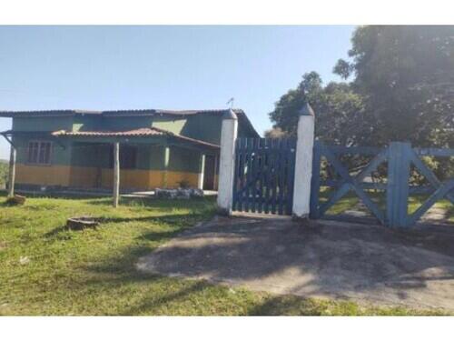 Casa em Tanguá com 157m² e 3.000m² de terreno