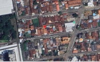 Casa comercial com 149,13m² construídos, 300m² de terreno, desocupada