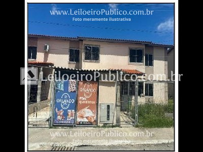 Apartamento com 2 Quartos e Vaga de Garagem em Nossa Senhora do Socorro