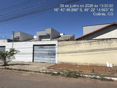 Casa com 2 quartos, 2 banheiros e 77,27 m²