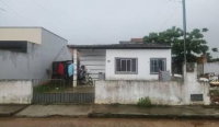 Casa com 2 Quartos e 48m² de Área Construída -