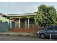 Casa espaçosa com grande terreno no Centro de Santa Ernestina