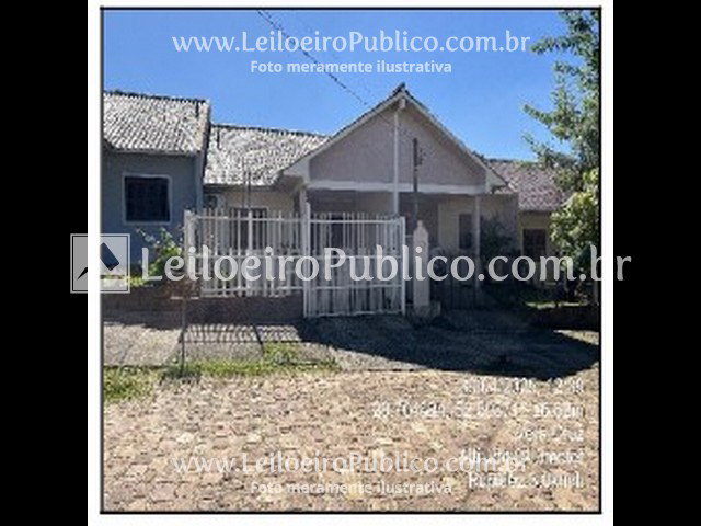 Casa com 2 Quartos e Varandas em Vera Cruz