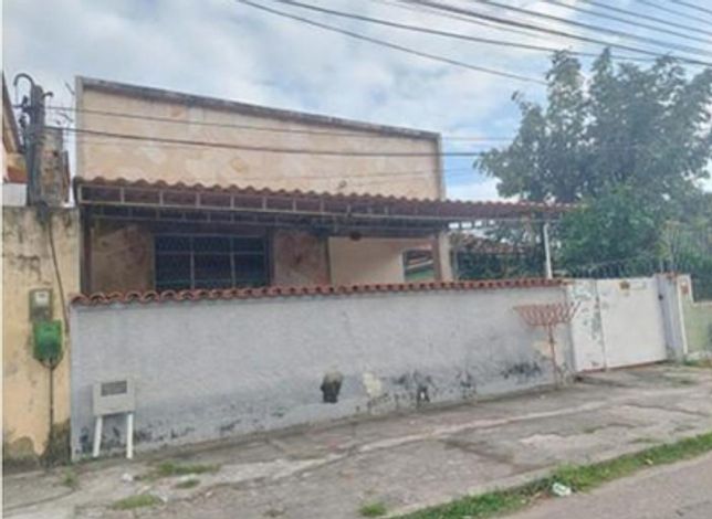 Casa com 70m², 2 quartos, 1 banheiro, ocupada