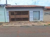 Casa em Araras - Parte Ideal 83,87% - 160m² Terreno + 115m² Construídos