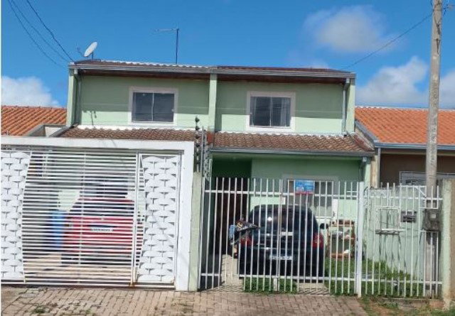 Casa residencial em Curitiba com lance mínimo de R$ 165.660,42