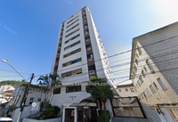Apartamento Triplex de Cobertura com 3 Quartos em Santos