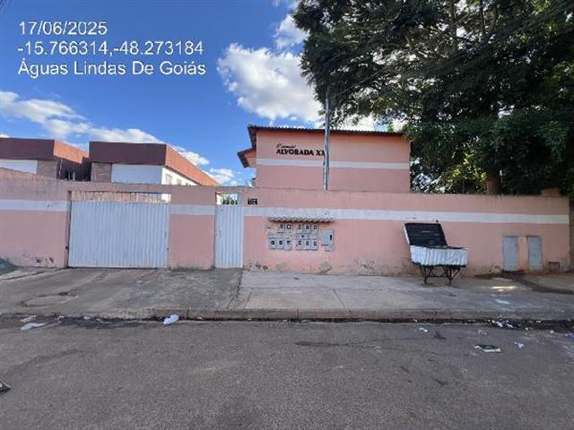 Apartamento em Águas Lindas de Goiás com 2 quartos