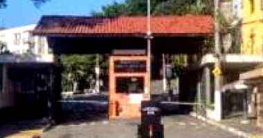 Apartamento aconchegante com 2 quartos, 1 banheiro e 1 vaga - Ocupado