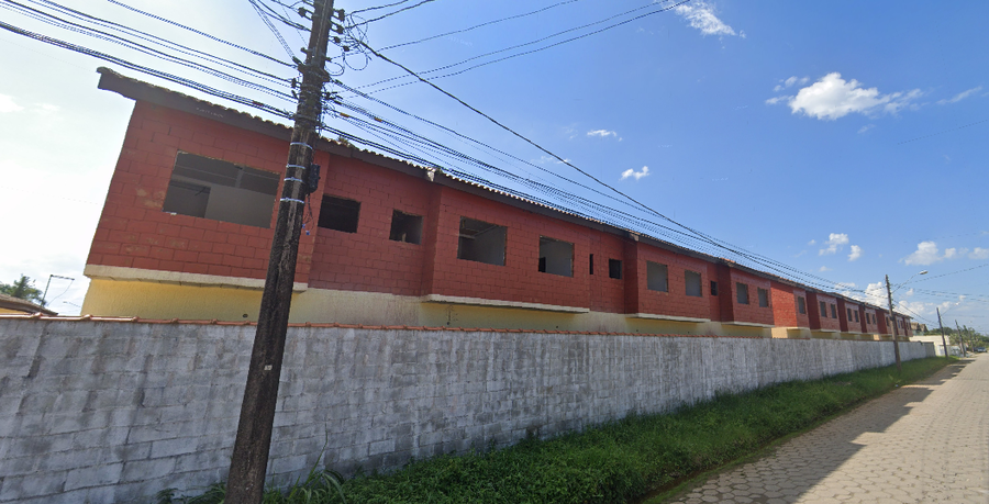 Casa com 420m² em Cibratel II