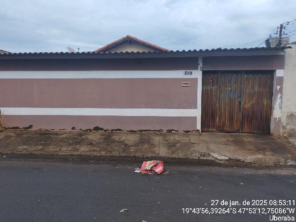 Casa com 2 quartos, 1 banheiro, 1 vaga, 69m² construída