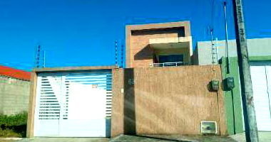 Casa com 3 quartos em Maranguape/CE