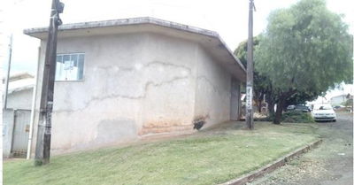 Sala Comercial Desocupada com 1 Vaga de Garagem em Engenheiro Beltrão