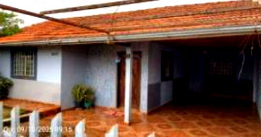 Casa Desocupada com 233,12m² em Toledo/PR