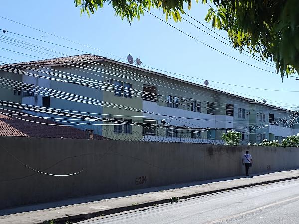 Apartamento com 2 Quartos e 1 Vaga em Salvador