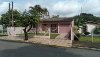 Casa Padrão com 3 Quartos e 1 Vaga em Portão, RS