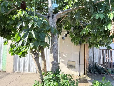 Casa com 2 Quartos e 2 Vagas em Itaitinga