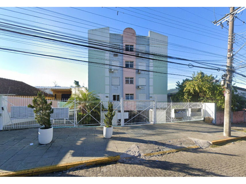 Apartamento com 2 Quartos em Leilão