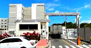 Apartamento com 2 quartos e 1 vaga em Camaçari/BA