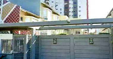 Casa 11 com 2 vagas e 117,62m² privativos, imóvel ocupado