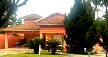 Casa em Tatuí/SP com 4 quartos e 4 banheiros