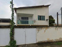Casa com 3 quartos, 2 banheiros e 1 vaga de garagem
