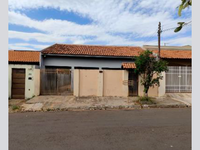Prédio Residencial em Ourinhos com Terreno de 200m²