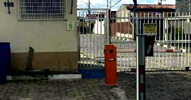 Casa em Leilão com 5 Quartos e 3 Banheiros em Feira de Santana/BA