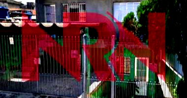 Casa com 2 sobrados e porão em Embu das Artes