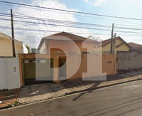 Casa com 3 quartos, 293,20 m², ocupada