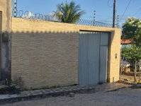 Casa com 2 quartos, 1 banheiro, 229,20 m² construídos, ocupada