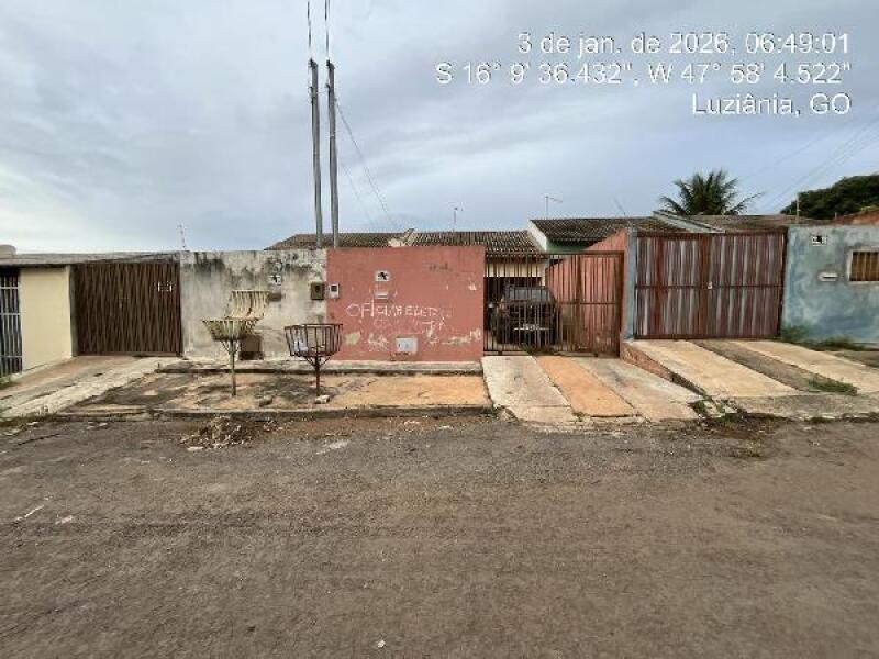 Casa com 2 quartos em Luziânia/GO