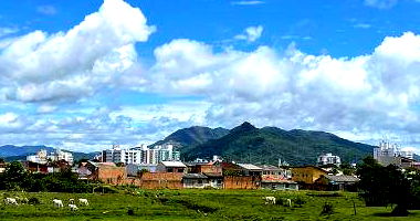 Lote desocupado com 21.293 m² de terreno, ideal para investimento