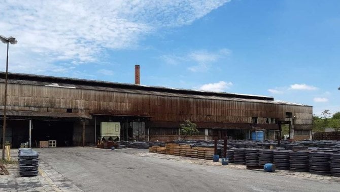 Conjunto Industrial com 16.641 m² Construídos