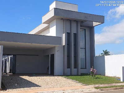 Casa com 3 Quartos e 2 Vagas em Cerquilho