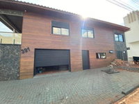 Casa com 2 pavimentos e 300m² construídos em Nova Prata do Iguaçu