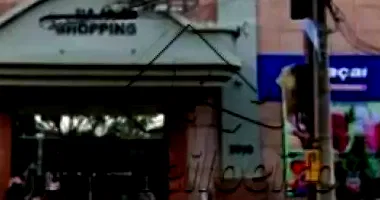 Sala Comercial com 95m² em Condomínio Shopping