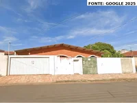 Casa com Piscina em Assis/SP - 210m²